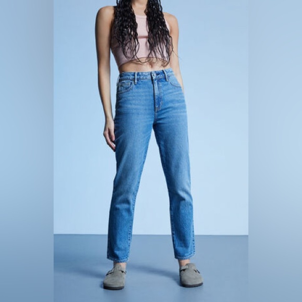❤️ 3/30 Pacsun Blue Denim High Rise Mom Jeans Size 27